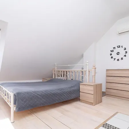 Apartament Revalia T1 Airport-bus Station