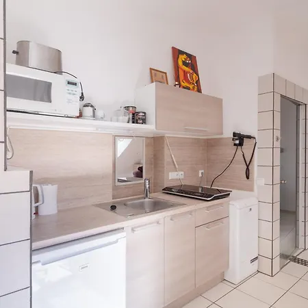 Apartament Revalia T1 Airport-bus Station *