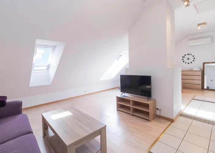 Revalia T1 Airport-bus Station * Tallinn